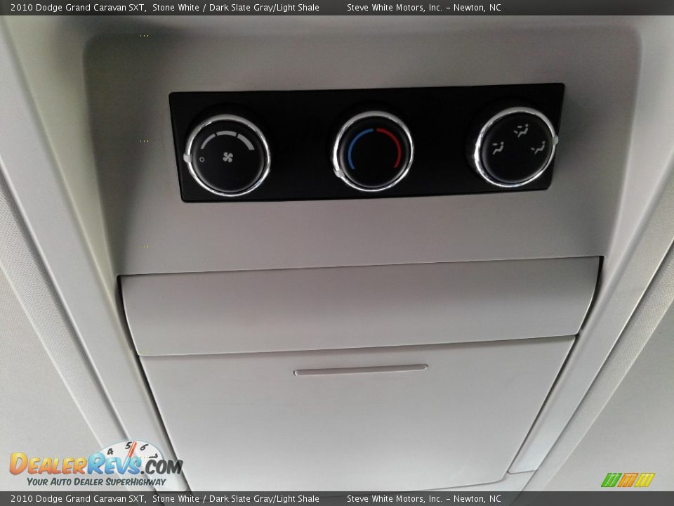 2010 Dodge Grand Caravan SXT Stone White / Dark Slate Gray/Light Shale Photo #25