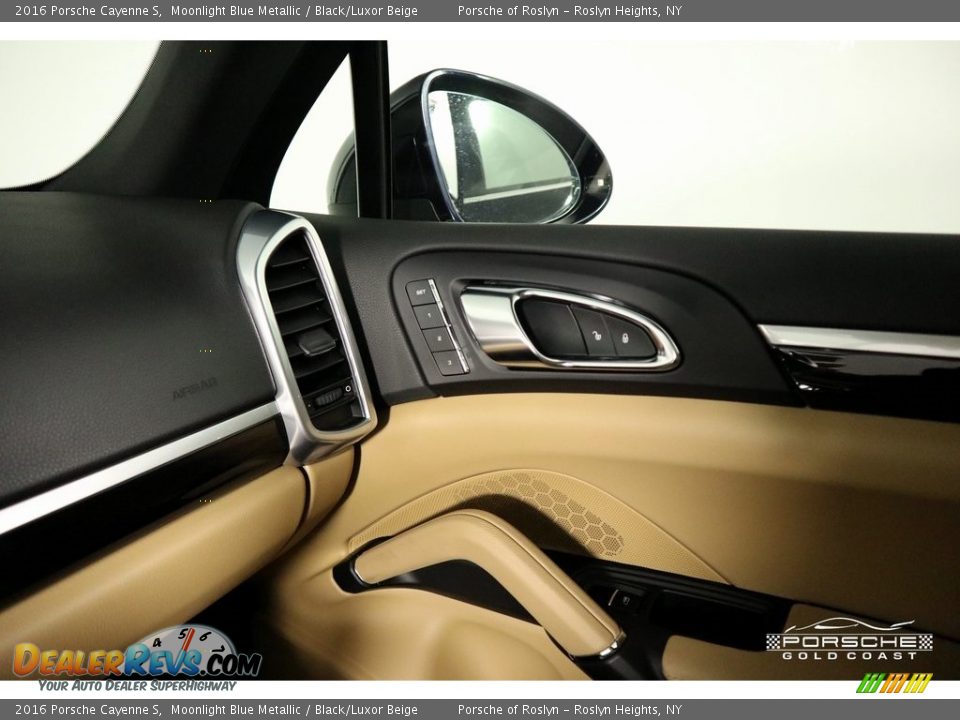 2016 Porsche Cayenne S Moonlight Blue Metallic / Black/Luxor Beige Photo #18