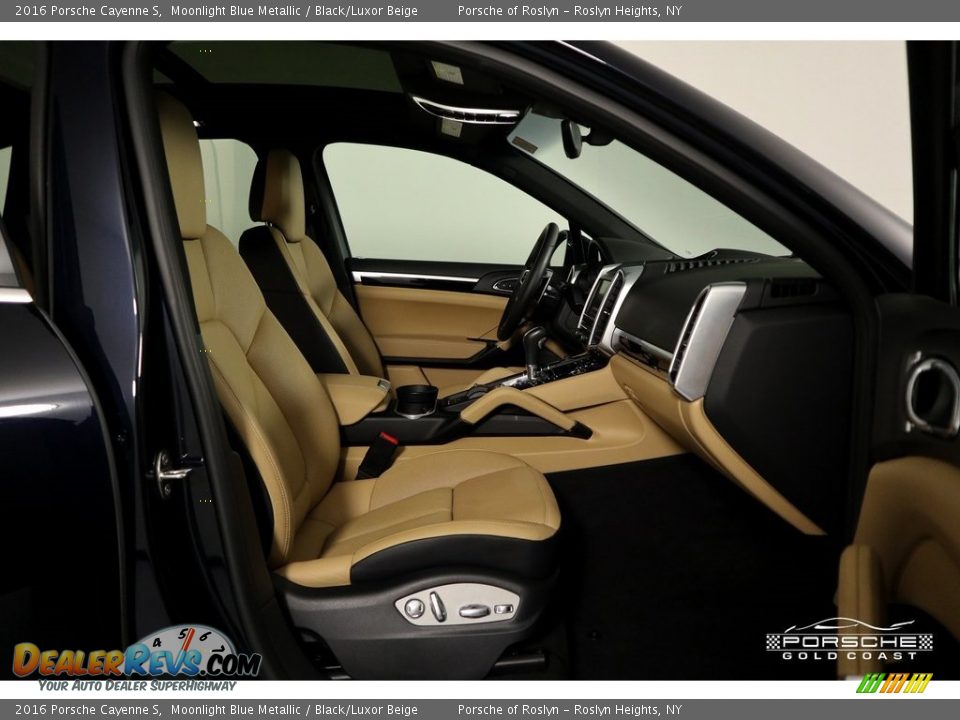 2016 Porsche Cayenne S Moonlight Blue Metallic / Black/Luxor Beige Photo #24