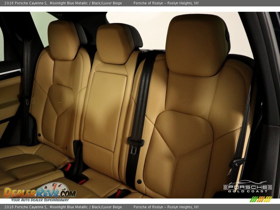 2016 Porsche Cayenne S Moonlight Blue Metallic / Black/Luxor Beige Photo #27
