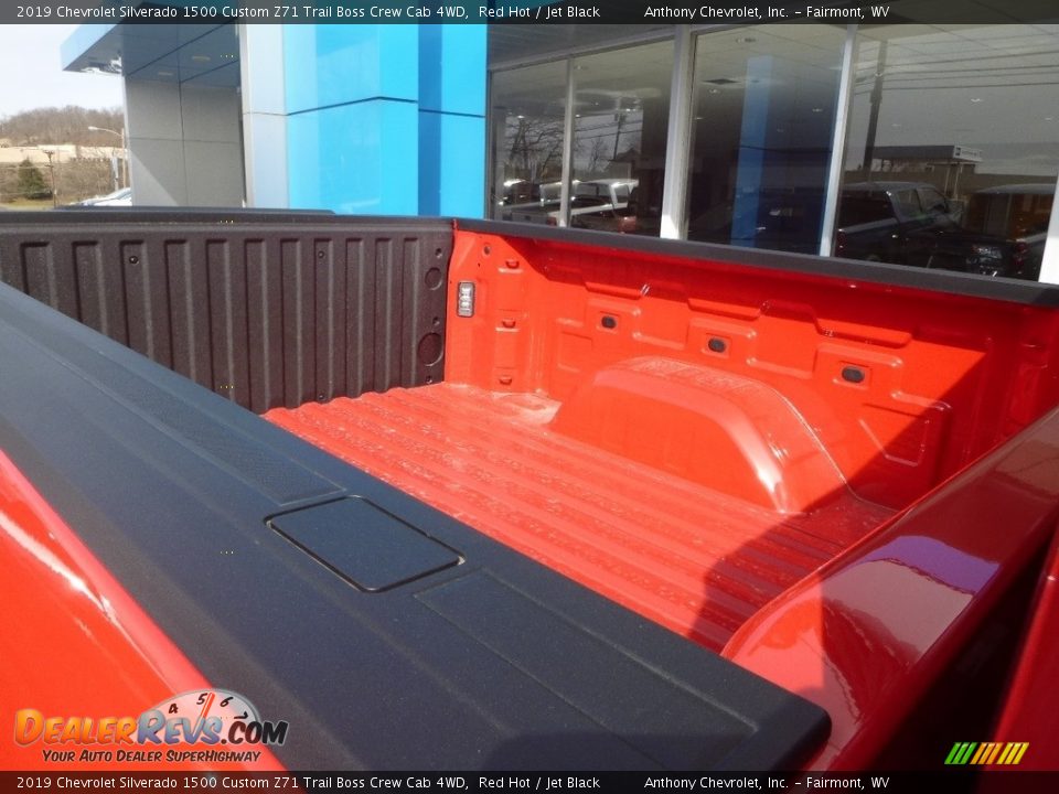 2019 Chevrolet Silverado 1500 Custom Z71 Trail Boss Crew Cab 4WD Red Hot / Jet Black Photo #6