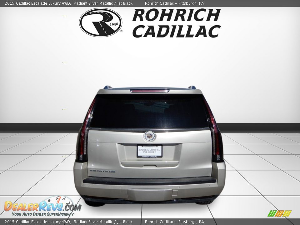 2015 Cadillac Escalade Luxury 4WD Radiant Silver Metallic / Jet Black Photo #4