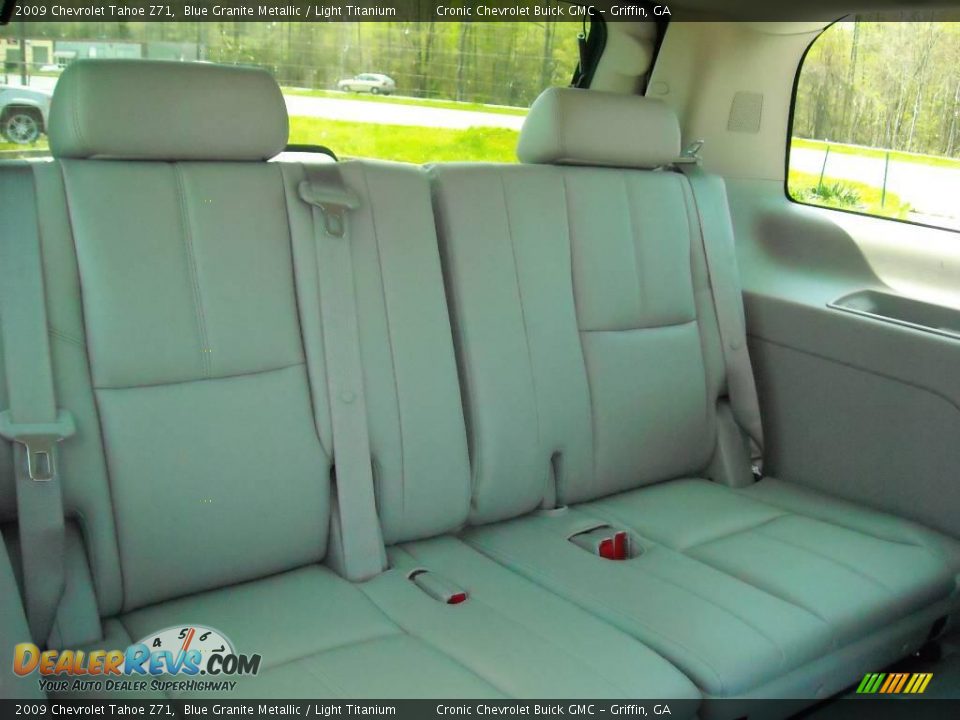 2009 Chevrolet Tahoe Z71 Blue Granite Metallic / Light Titanium Photo #23