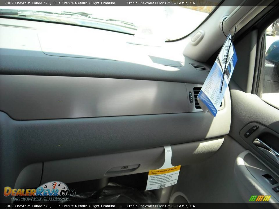 2009 Chevrolet Tahoe Z71 Blue Granite Metallic / Light Titanium Photo #26