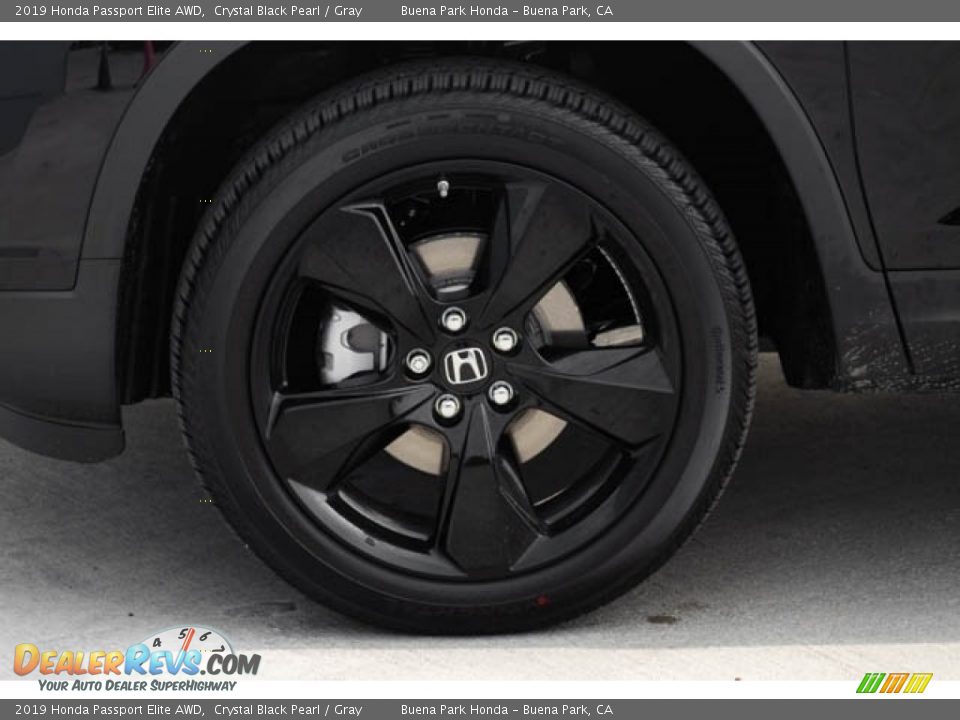 2019 Honda Passport Elite AWD Crystal Black Pearl / Gray Photo #10