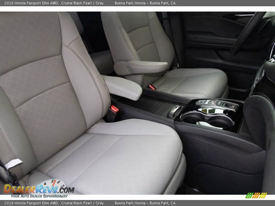 2019 Honda Passport Elite AWD Crystal Black Pearl / Gray Photo #31