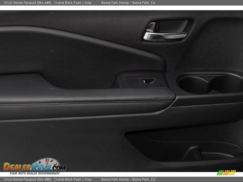2019 Honda Passport Elite AWD Crystal Black Pearl / Gray Photo #36