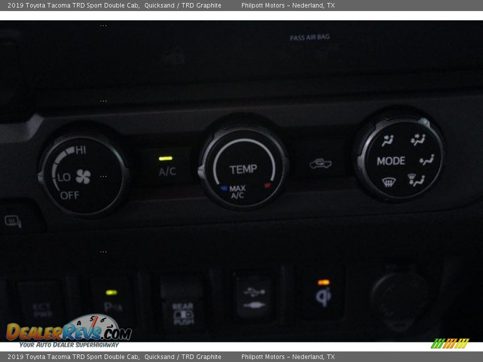 2019 Toyota Tacoma TRD Sport Double Cab Quicksand / TRD Graphite Photo #12