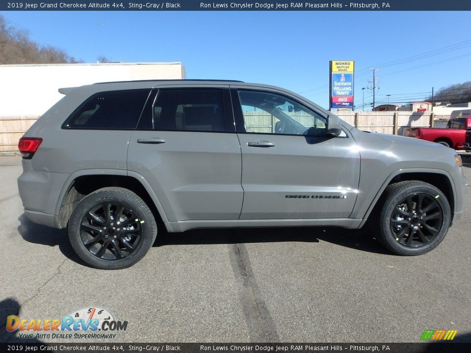 2019 Jeep Grand Cherokee Altitude 4x4 Sting-Gray / Black Photo #7