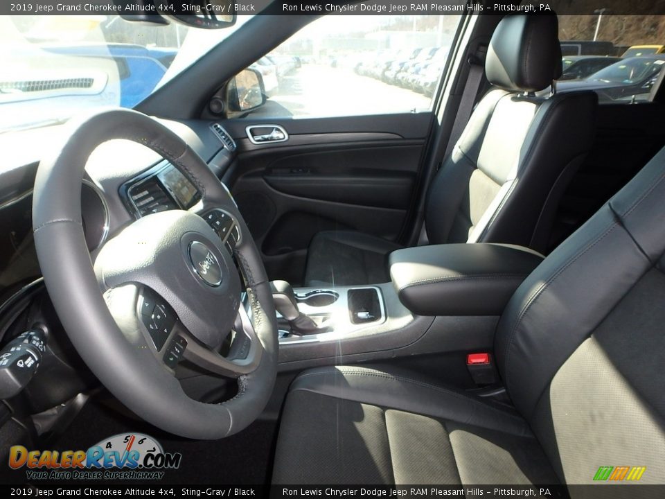 2019 Jeep Grand Cherokee Altitude 4x4 Sting-Gray / Black Photo #11