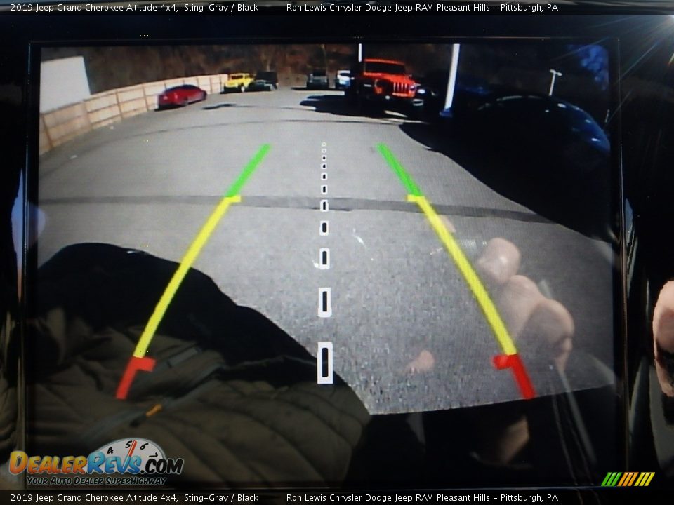 2019 Jeep Grand Cherokee Altitude 4x4 Sting-Gray / Black Photo #15