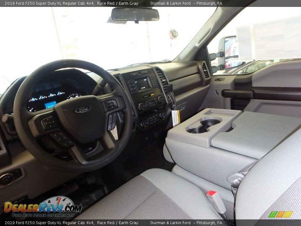2019 Ford F250 Super Duty XL Regular Cab 4x4 Race Red / Earth Gray Photo #8