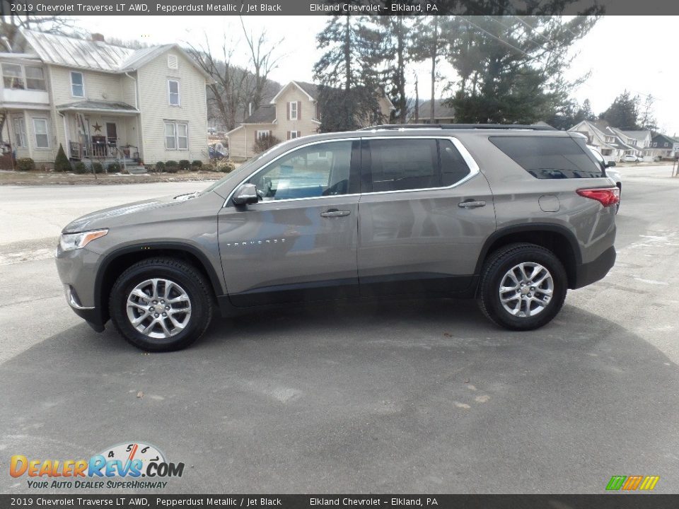 2019 Chevrolet Traverse LT AWD Pepperdust Metallic / Jet Black Photo #5