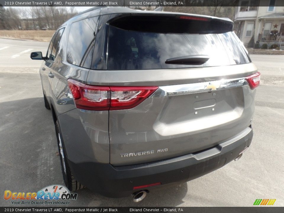 2019 Chevrolet Traverse LT AWD Pepperdust Metallic / Jet Black Photo #7