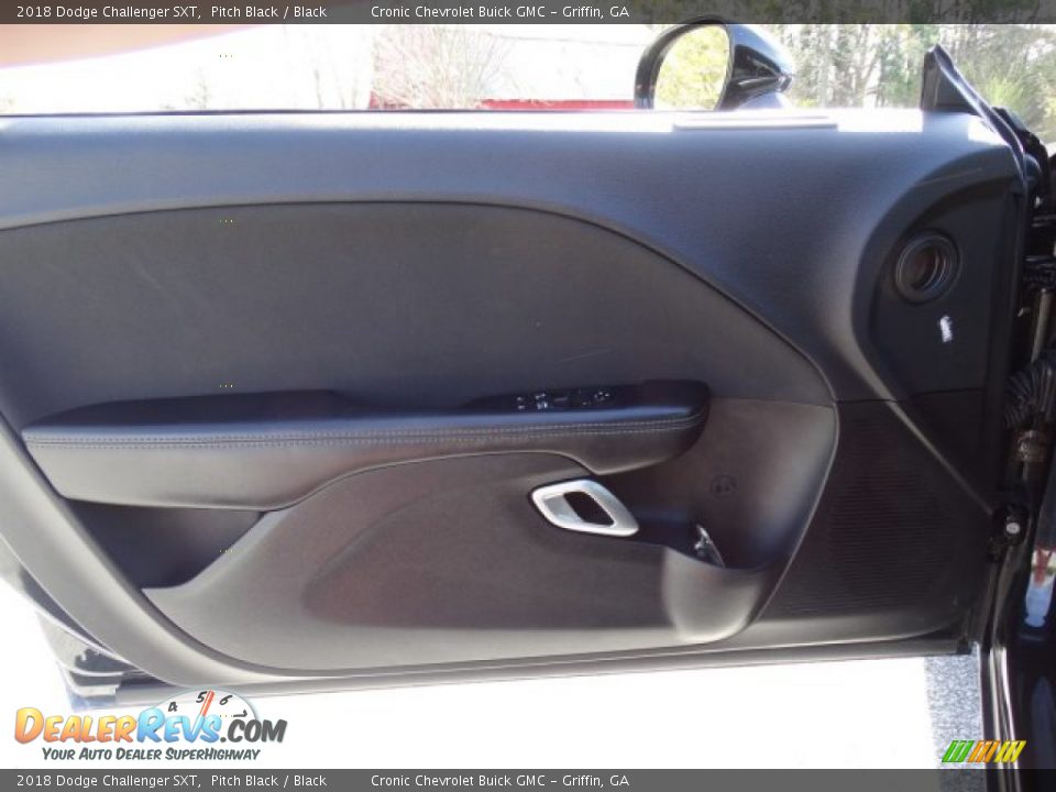 2018 Dodge Challenger SXT Pitch Black / Black Photo #10