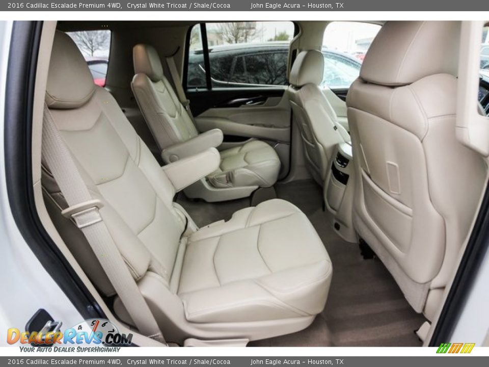 2016 Cadillac Escalade Premium 4WD Crystal White Tricoat / Shale/Cocoa Photo #28