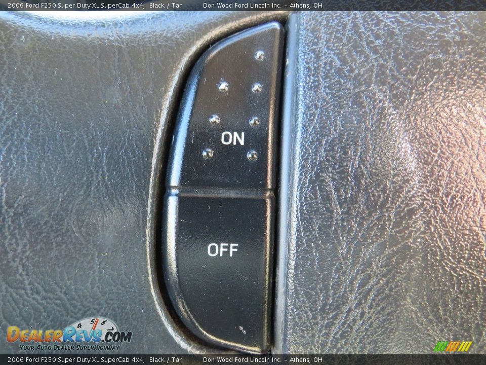 2006 Ford F250 Super Duty XL SuperCab 4x4 Black / Tan Photo #19