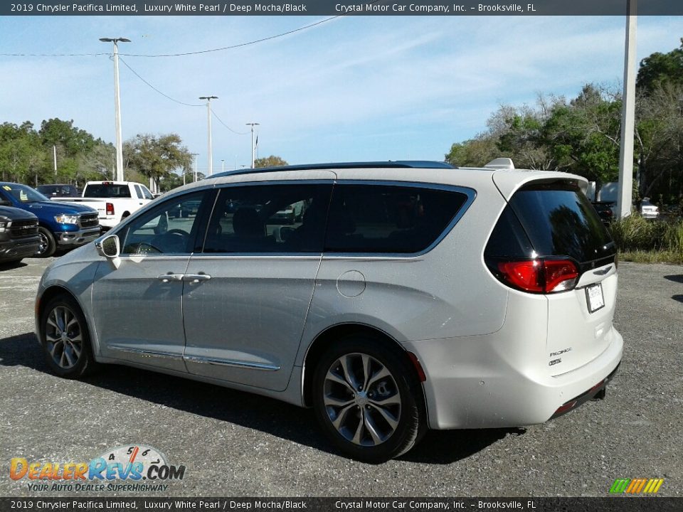 2019 Chrysler Pacifica Limited Luxury White Pearl / Deep Mocha/Black Photo #3