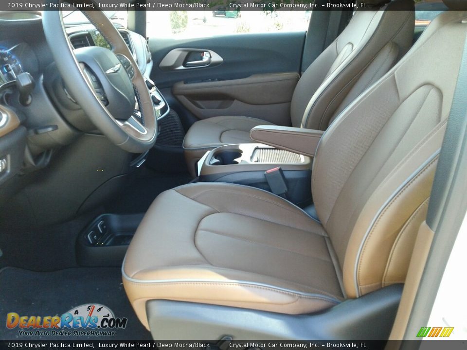 2019 Chrysler Pacifica Limited Luxury White Pearl / Deep Mocha/Black Photo #9