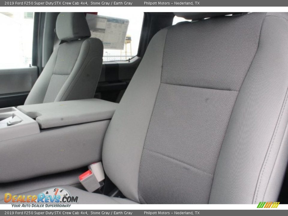 2019 Ford F250 Super Duty STX Crew Cab 4x4 Stone Gray / Earth Gray Photo #10
