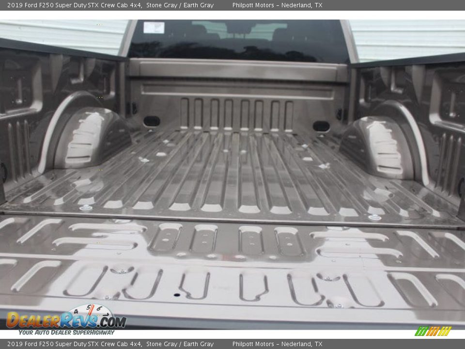 2019 Ford F250 Super Duty STX Crew Cab 4x4 Stone Gray / Earth Gray Photo #19