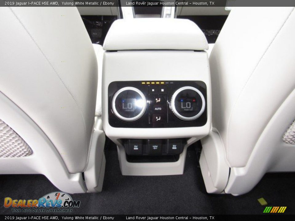 Controls of 2019 Jaguar I-PACE HSE AWD Photo #16