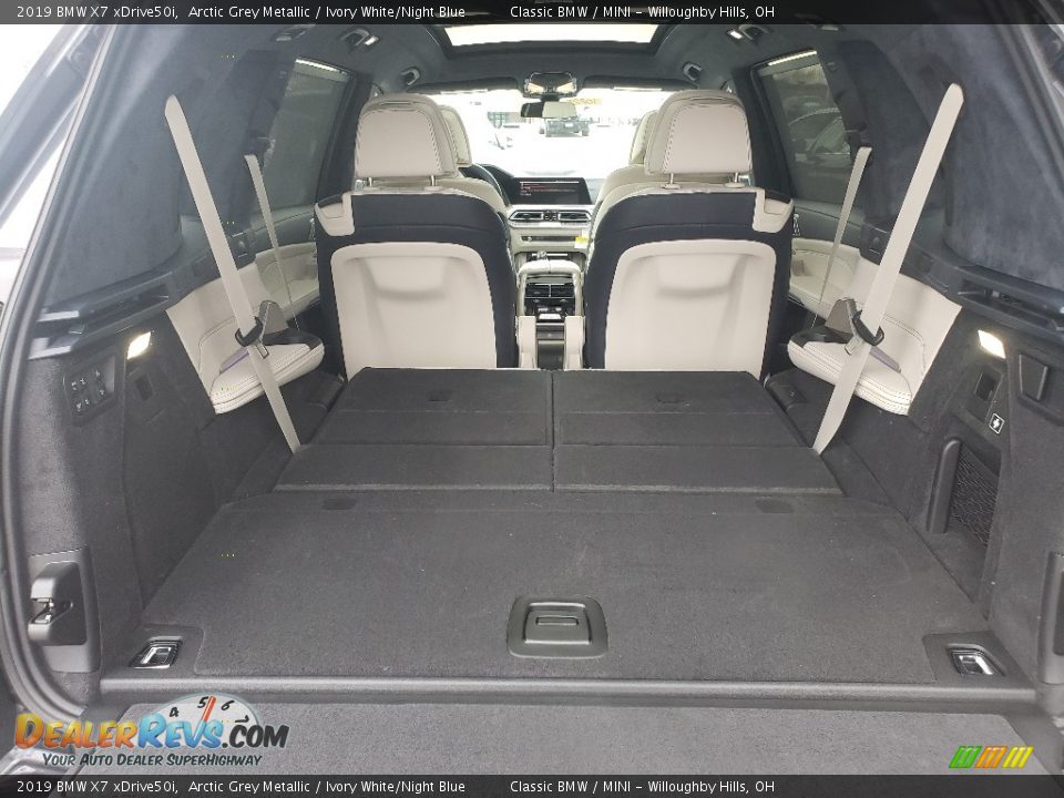 2019 BMW X7 xDrive50i Trunk Photo #6