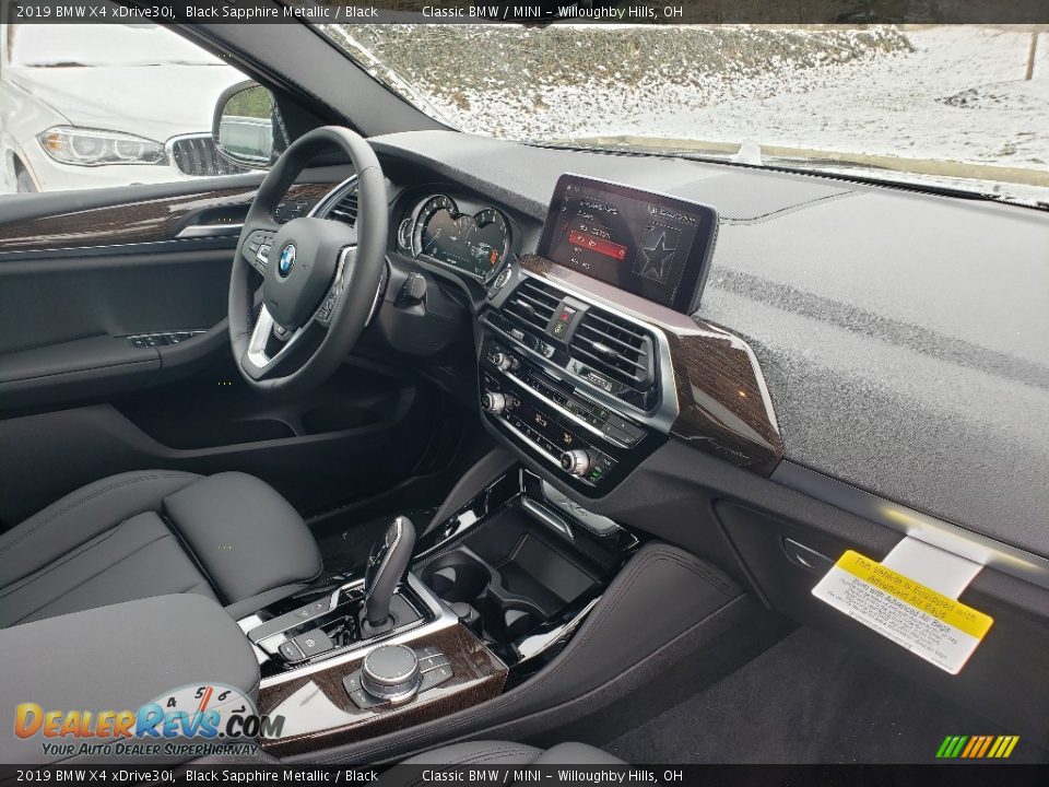 Dashboard of 2019 BMW X4 xDrive30i Photo #4