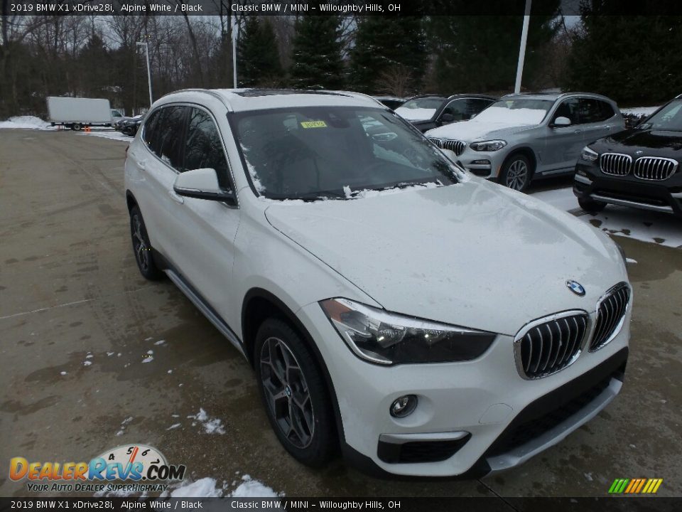 2019 BMW X1 xDrive28i Alpine White / Black Photo #1