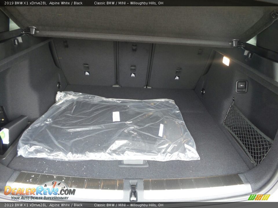 2019 BMW X1 xDrive28i Alpine White / Black Photo #6