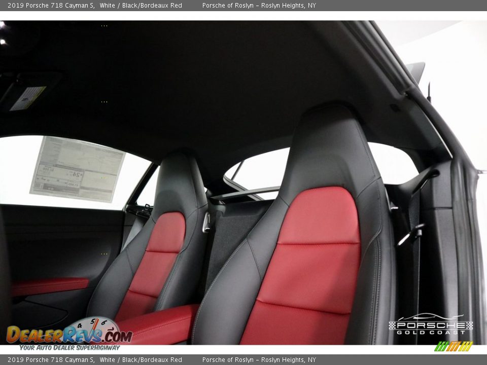 2019 Porsche 718 Cayman S White / Black/Bordeaux Red Photo #25