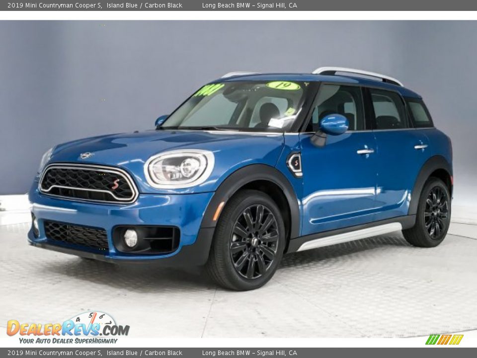 Front 3/4 View of 2019 Mini Countryman Cooper S Photo #12