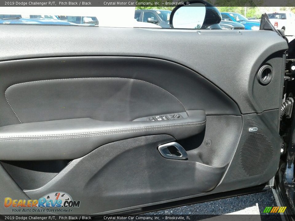 2019 Dodge Challenger R/T Pitch Black / Black Photo #17