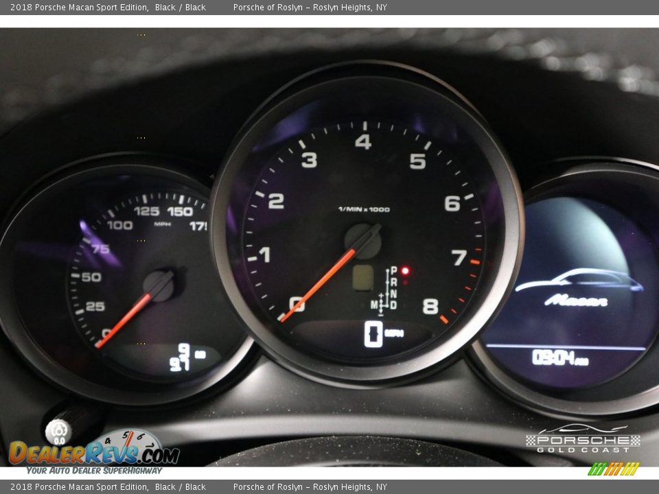 2018 Porsche Macan Sport Edition Black / Black Photo #17