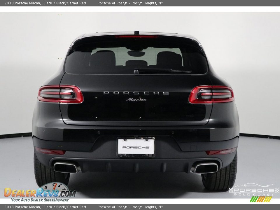 2018 Porsche Macan Black / Black/Garnet Red Photo #6