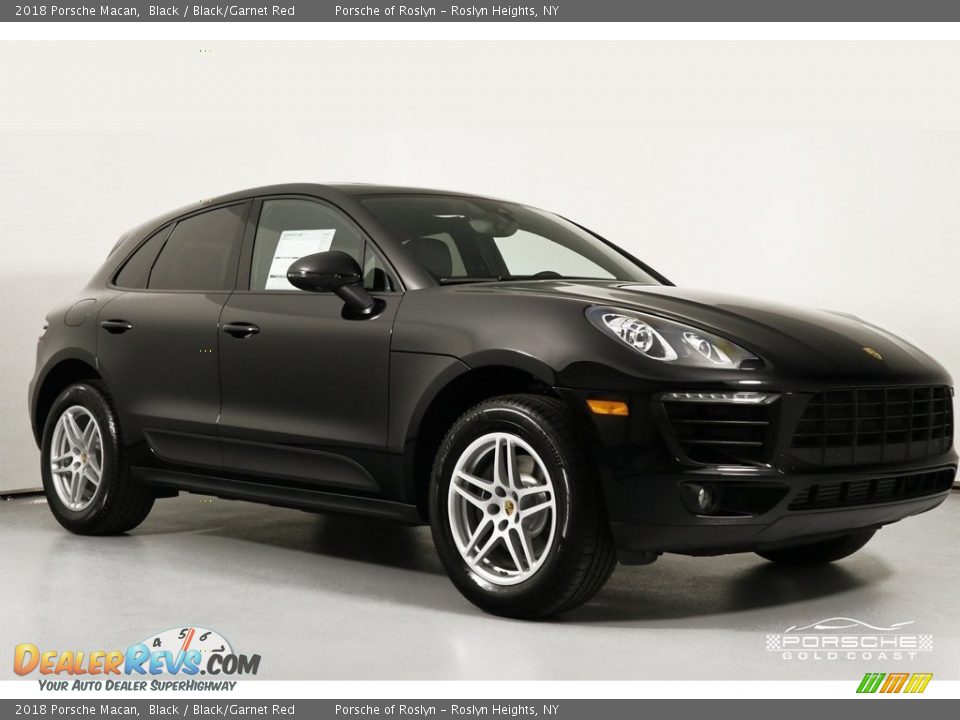 2018 Porsche Macan Black / Black/Garnet Red Photo #1