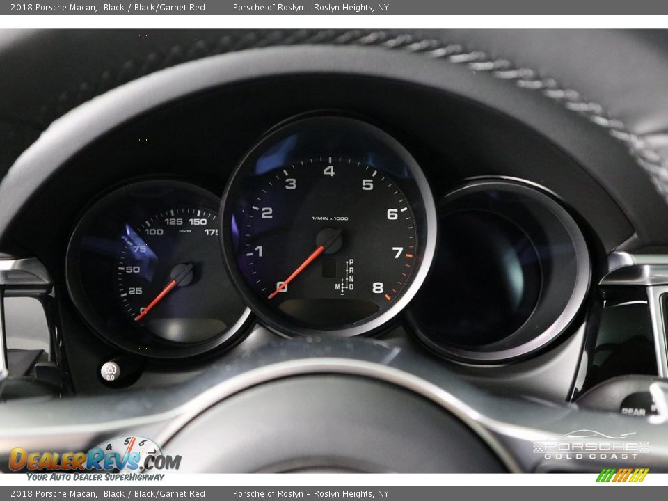 2018 Porsche Macan Black / Black/Garnet Red Photo #18