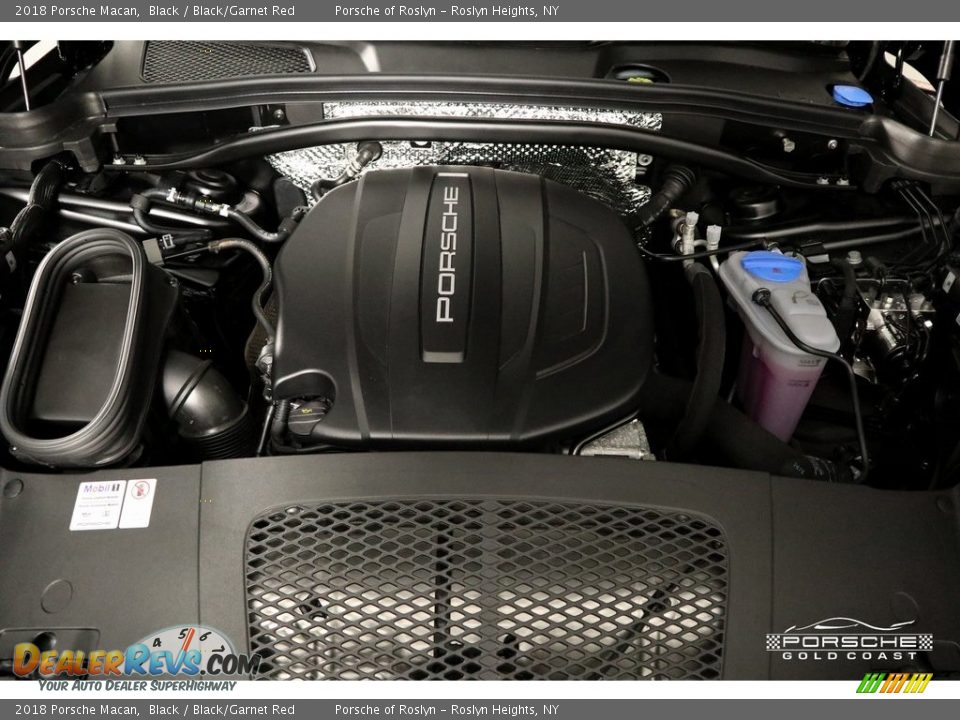 2018 Porsche Macan Black / Black/Garnet Red Photo #28