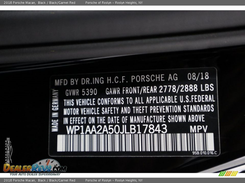 2018 Porsche Macan Black / Black/Garnet Red Photo #29
