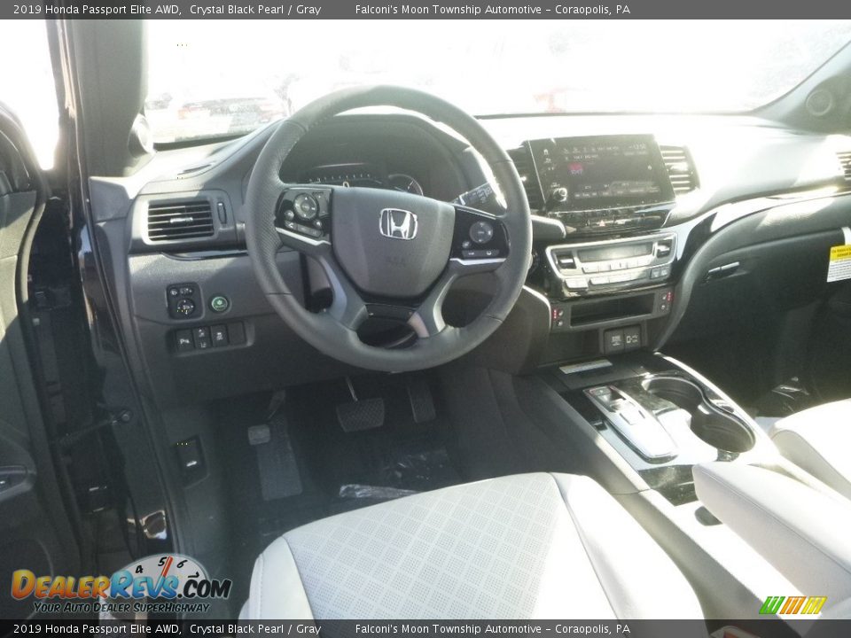 2019 Honda Passport Elite AWD Crystal Black Pearl / Gray Photo #10