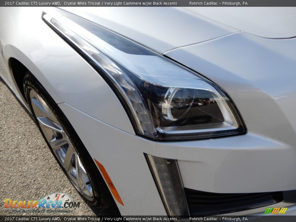 2017 Cadillac CTS Luxury AWD Crystal White Tricoat / Very Light Cashmere w/Jet Black Accents Photo #10