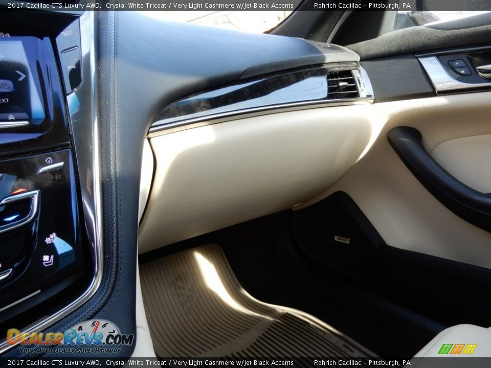 2017 Cadillac CTS Luxury AWD Crystal White Tricoat / Very Light Cashmere w/Jet Black Accents Photo #21