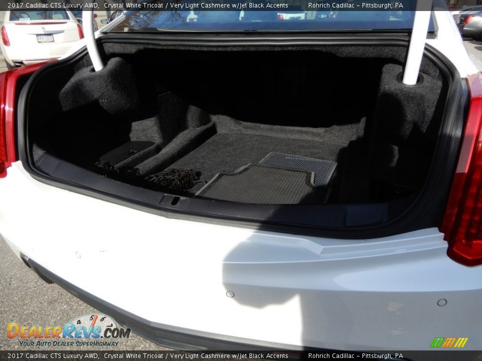 2017 Cadillac CTS Luxury AWD Crystal White Tricoat / Very Light Cashmere w/Jet Black Accents Photo #22