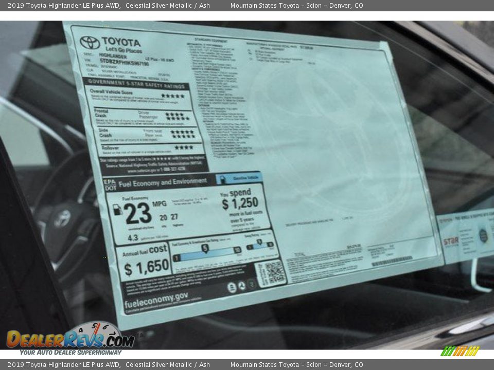 2019 Toyota Highlander LE Plus AWD Celestial Silver Metallic / Ash Photo #11