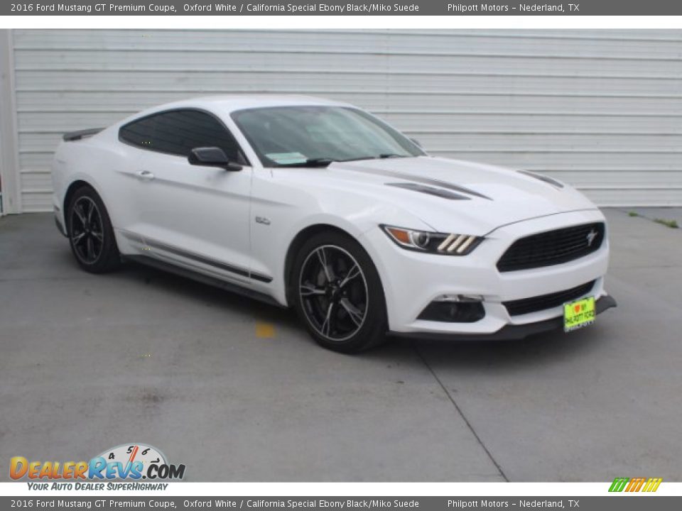 2016 Ford Mustang GT Premium Coupe Oxford White / California Special Ebony Black/Miko Suede Photo #2