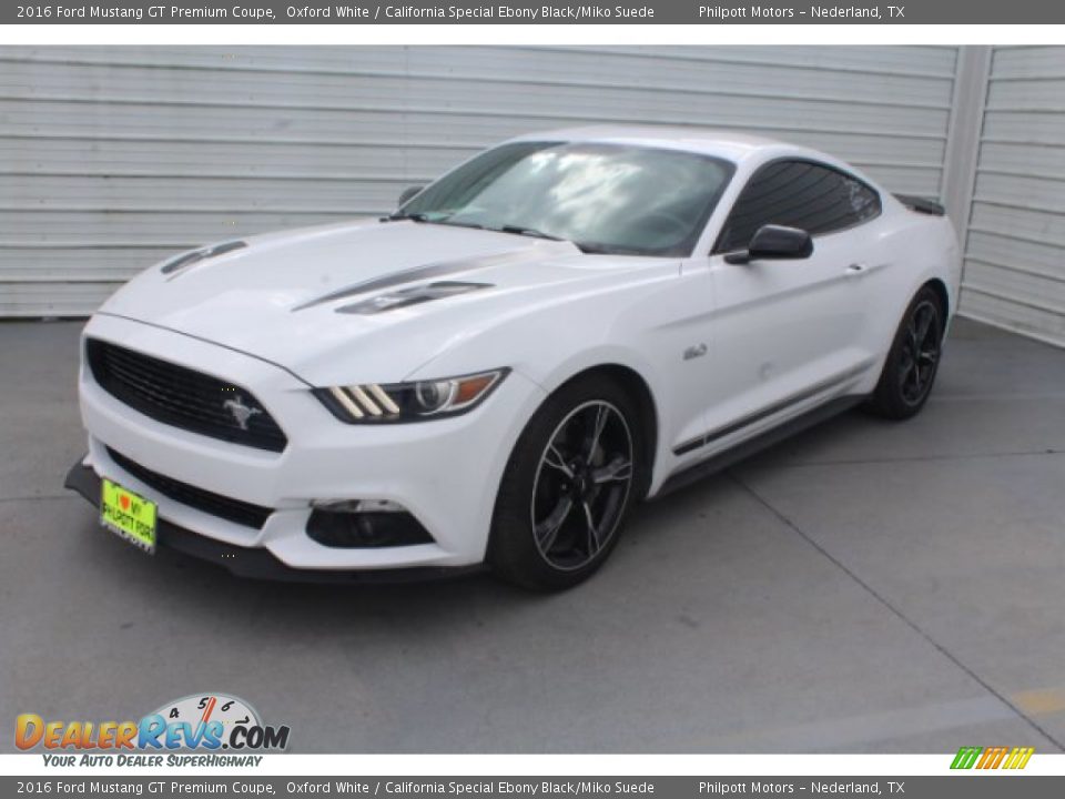 2016 Ford Mustang GT Premium Coupe Oxford White / California Special Ebony Black/Miko Suede Photo #4