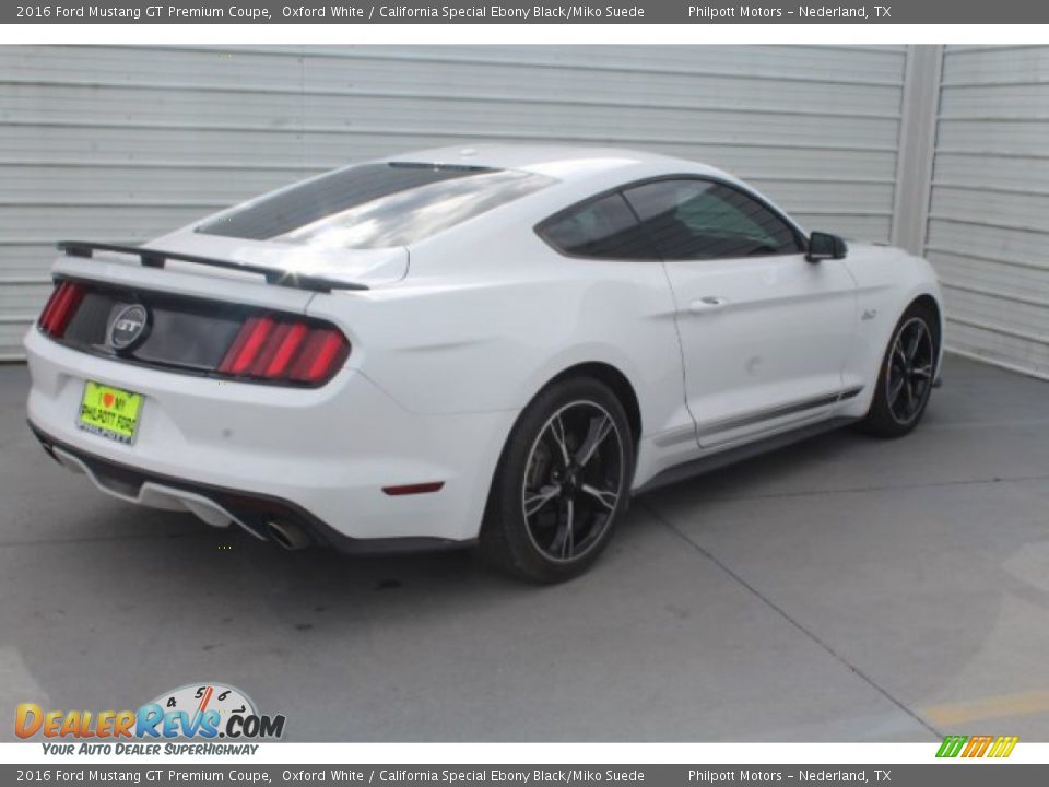 2016 Ford Mustang GT Premium Coupe Oxford White / California Special Ebony Black/Miko Suede Photo #8