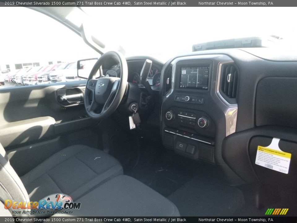 2019 Chevrolet Silverado 1500 Custom Z71 Trail Boss Crew Cab 4WD Satin Steel Metallic / Jet Black Photo #10