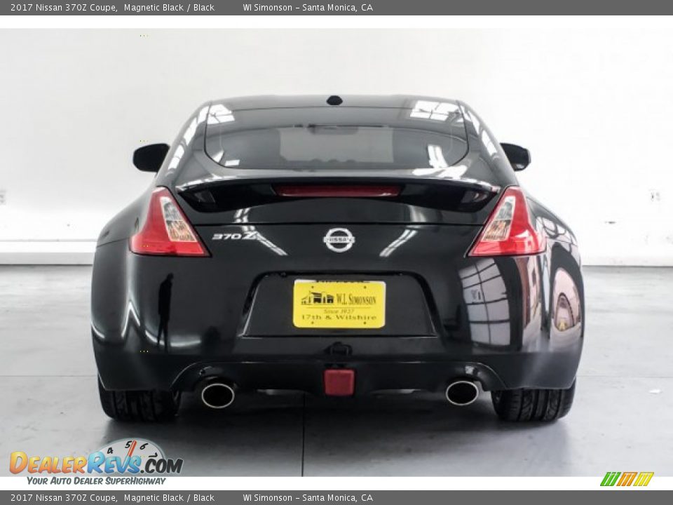 2017 Nissan 370Z Coupe Magnetic Black / Black Photo #3