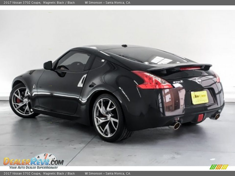 2017 Nissan 370Z Coupe Magnetic Black / Black Photo #10
